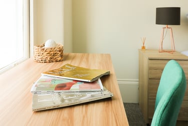3 bed flat, The Crescent, City Centre, Plymouth, PL13AB - Image 3